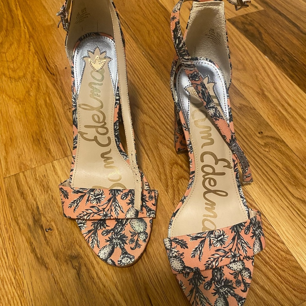 Yaro Block Heel Sandal